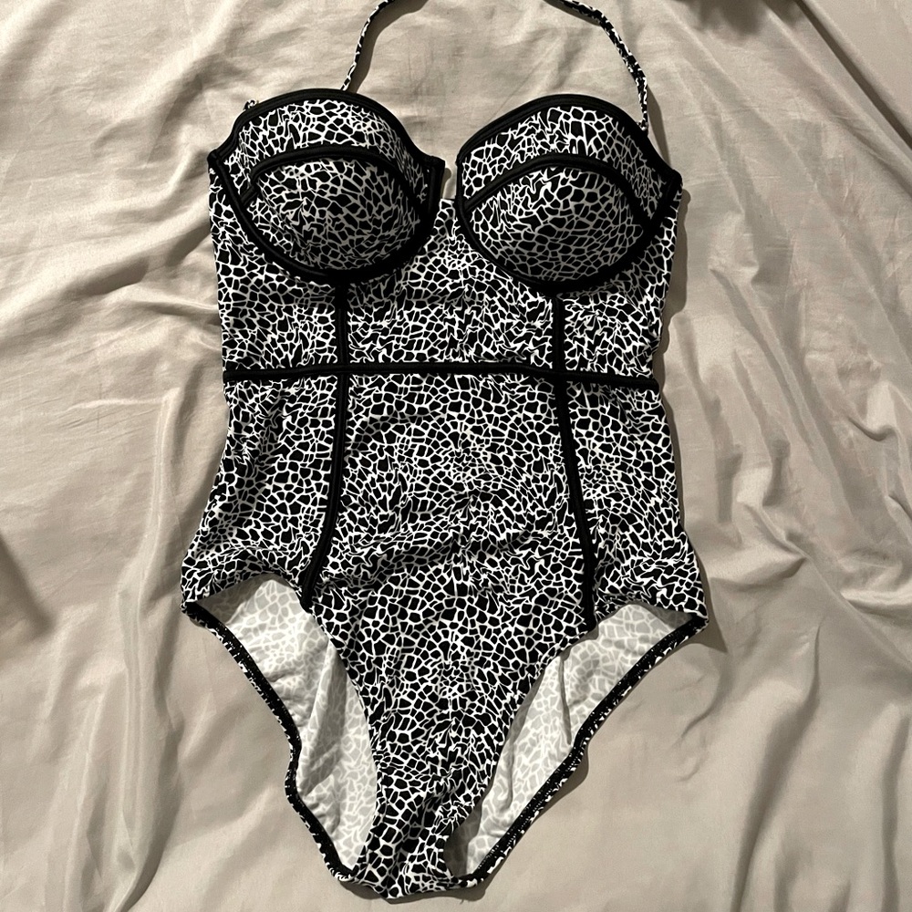 Fredricks of Hollywood one piece bathing suit